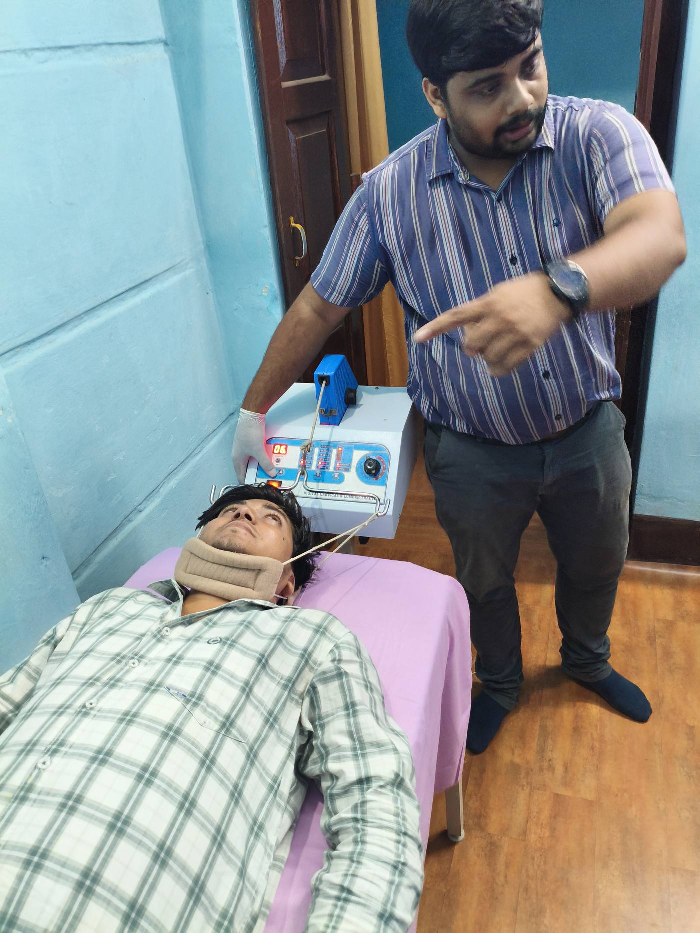 Lumbar traction session